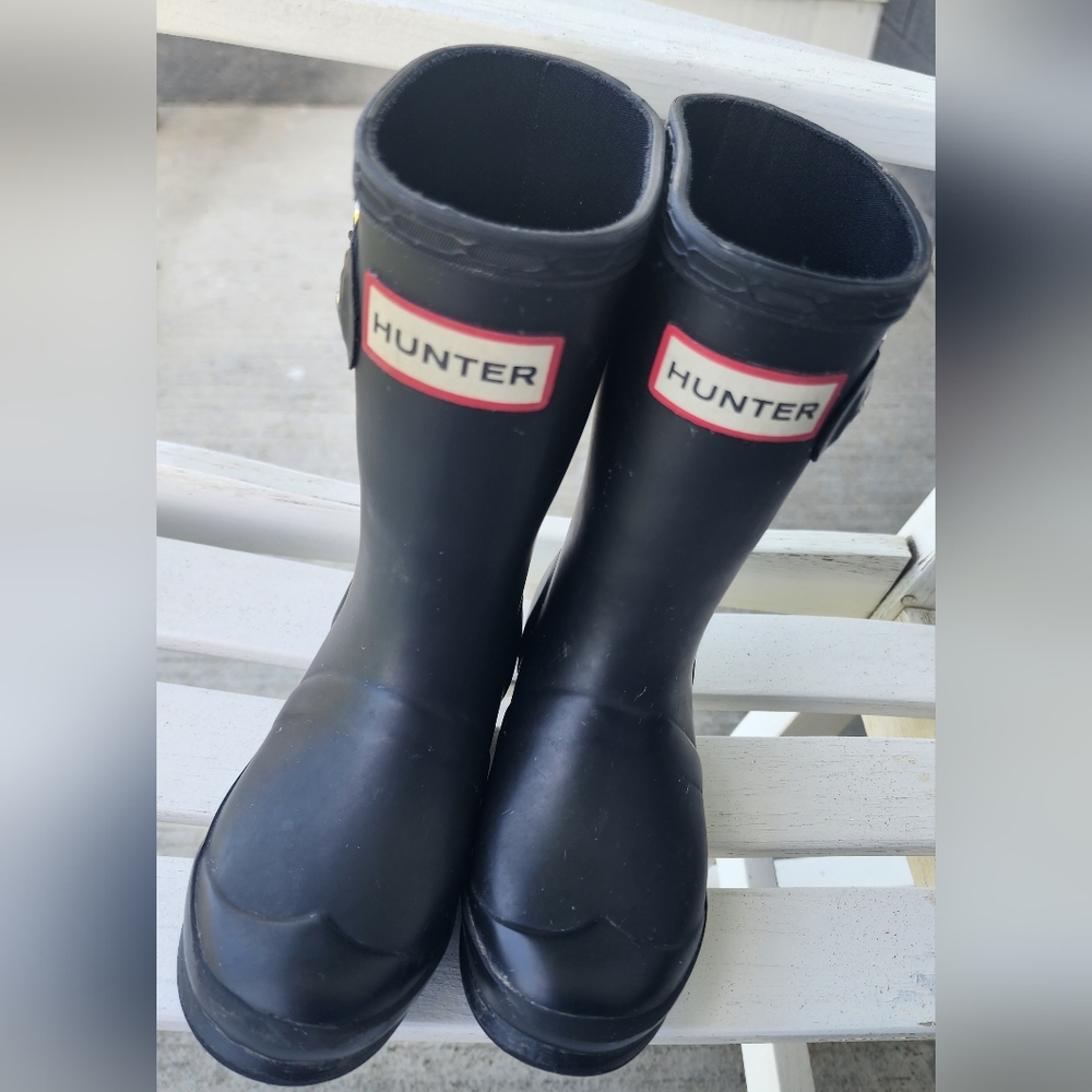 Hunter black boots girls size 11 with buckle